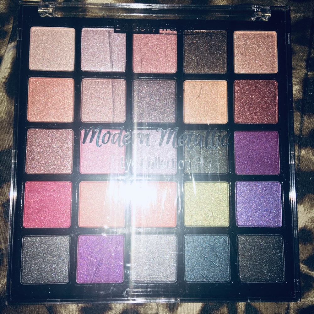 Modern Metallics Palette